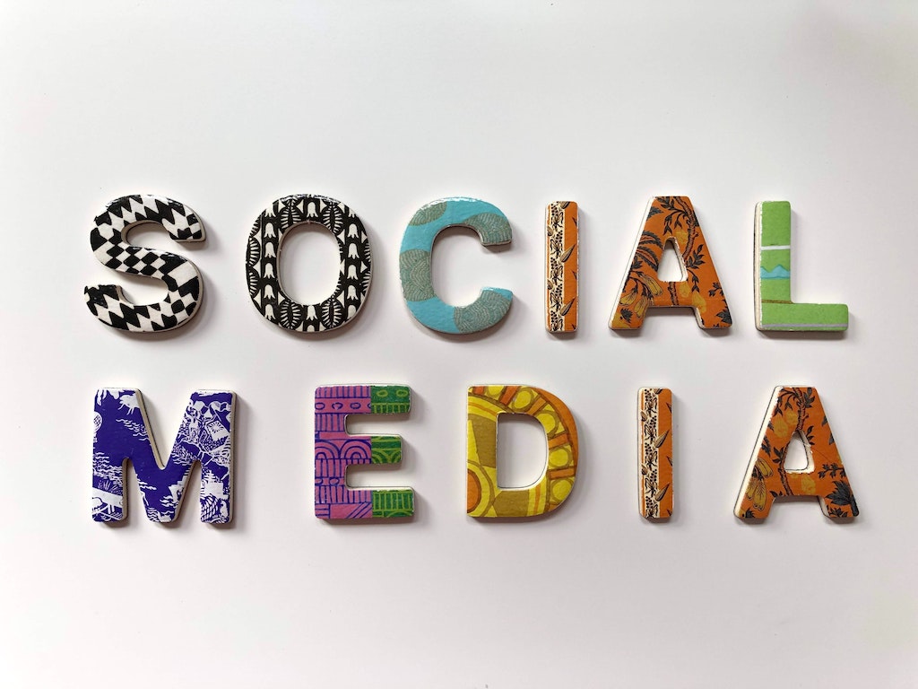 Ads social media