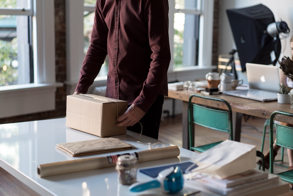Affiliate Marketing vs Dropshipping